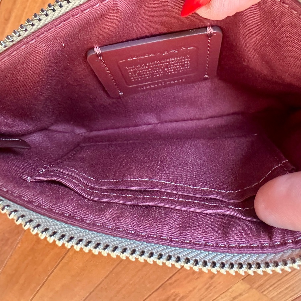 Coach Corner Zip Wristlet in Signature Canvas with Rexy by Guang Yu. NWT - Picture 9 of 14